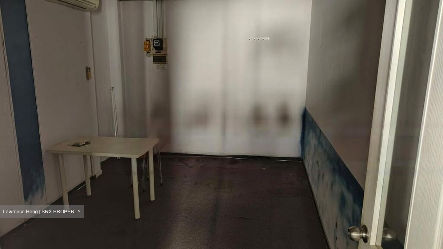 Aljunied Avenue 2 (D14), Retail #477452201